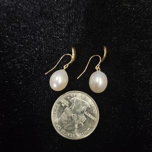 14K Yellow Gold Italy Pearl Drop Earrings (A56)